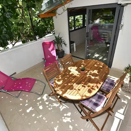 Little Monkey Apartment Zadar